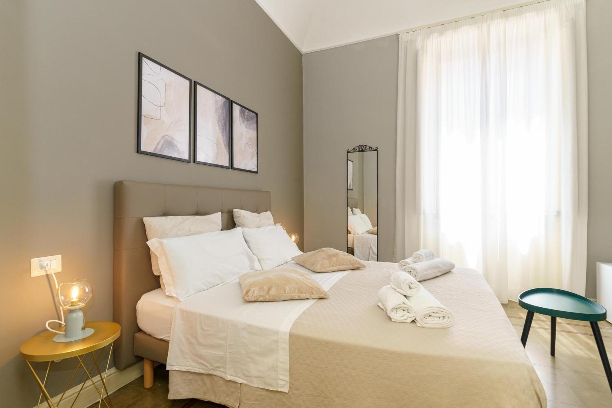 カターニア La Finestra Sul Duomo Bed & Breakfast エクステリア 写真
