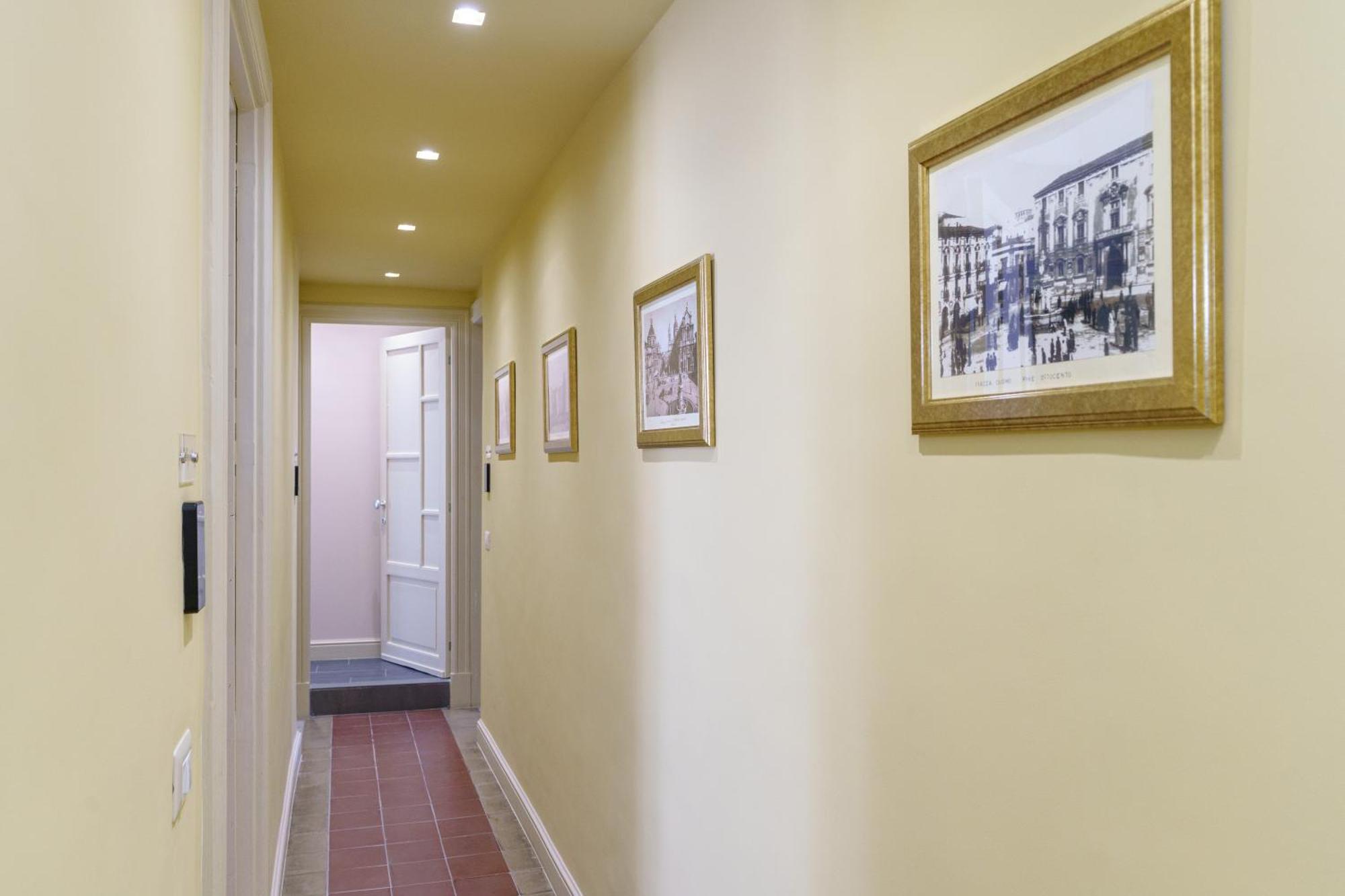 カターニア La Finestra Sul Duomo Bed & Breakfast エクステリア 写真