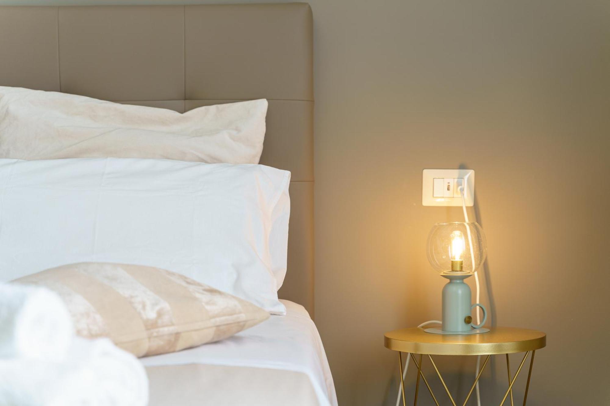 カターニア La Finestra Sul Duomo Bed & Breakfast エクステリア 写真