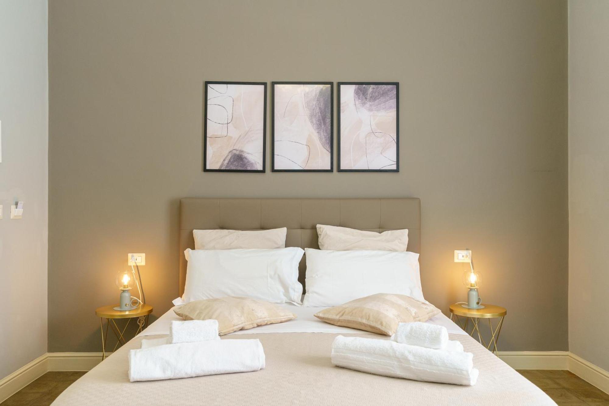カターニア La Finestra Sul Duomo Bed & Breakfast エクステリア 写真