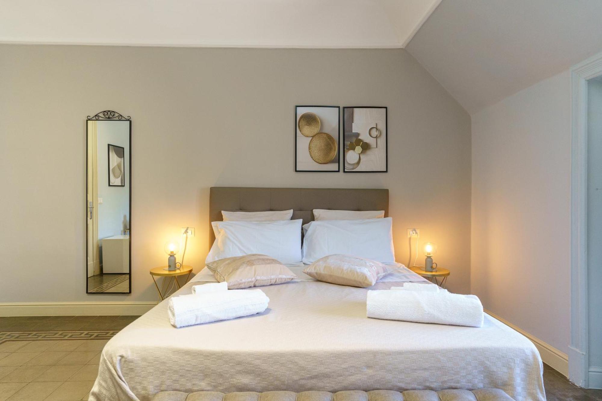 カターニア La Finestra Sul Duomo Bed & Breakfast エクステリア 写真