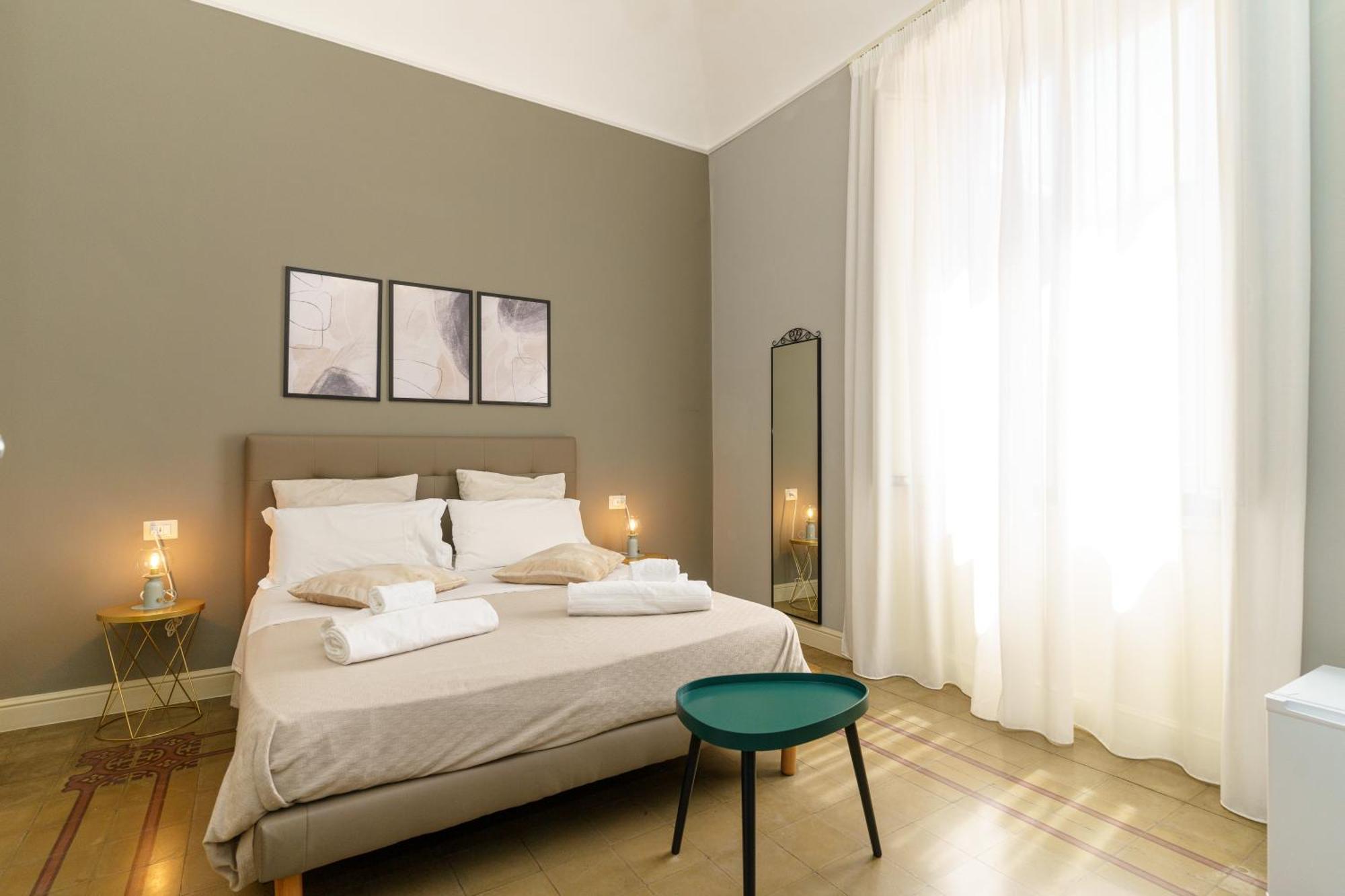 カターニア La Finestra Sul Duomo Bed & Breakfast エクステリア 写真